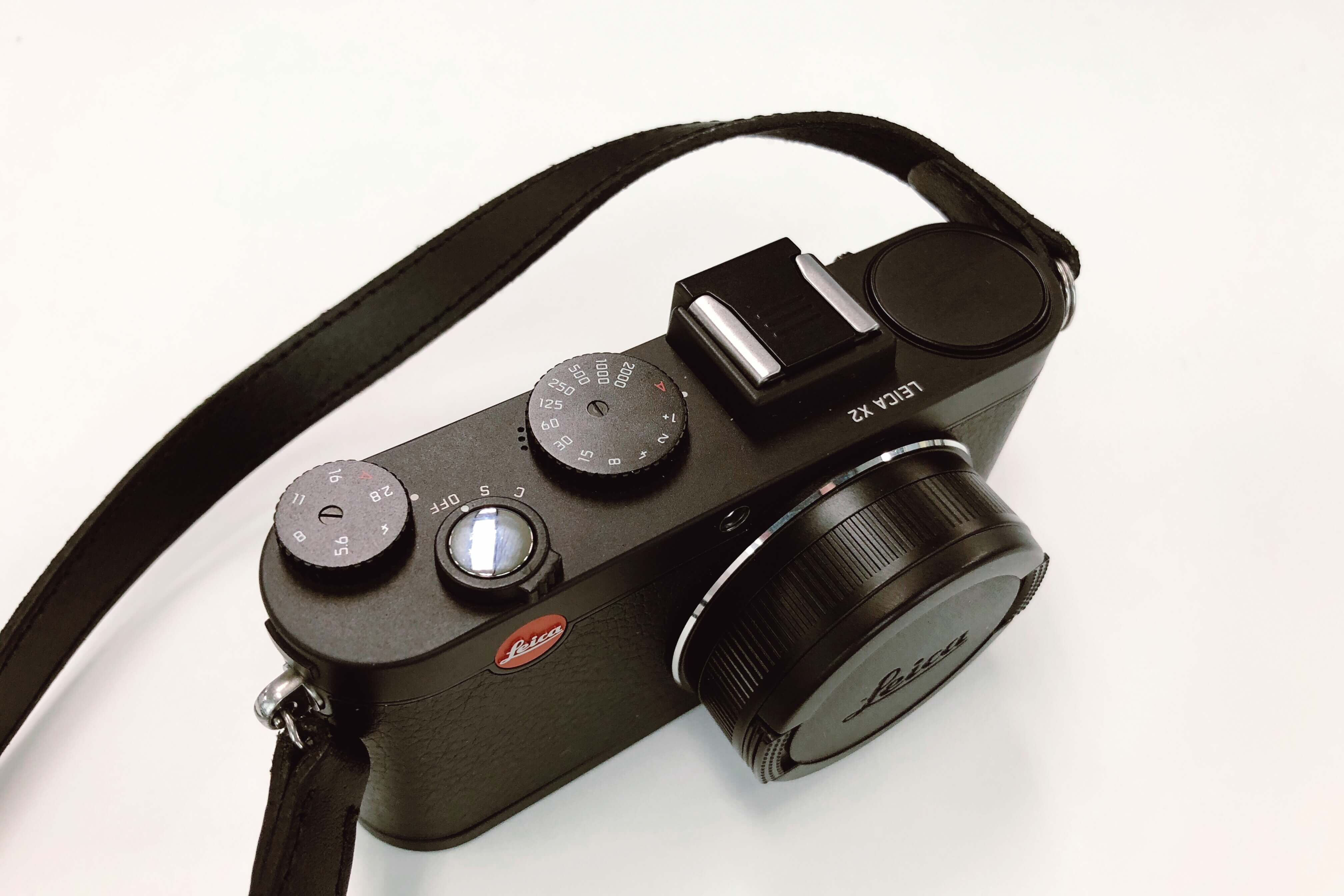 このヒラヒラと飛ぶ感覚はまさにバルナック。小粋なコンデジ Leica X2 