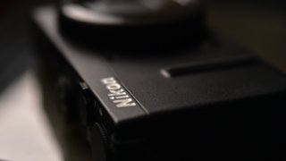 カメラ デジタルカメラ Nikon Coolpix P340｜記憶カメラ
