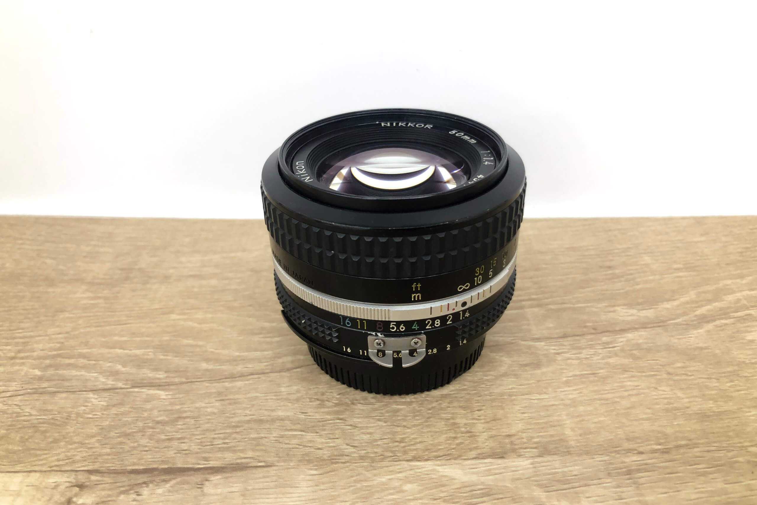 2685円 ５５％以上節約 Nikon NIKKOR 50mm 1:1.4 レンズ