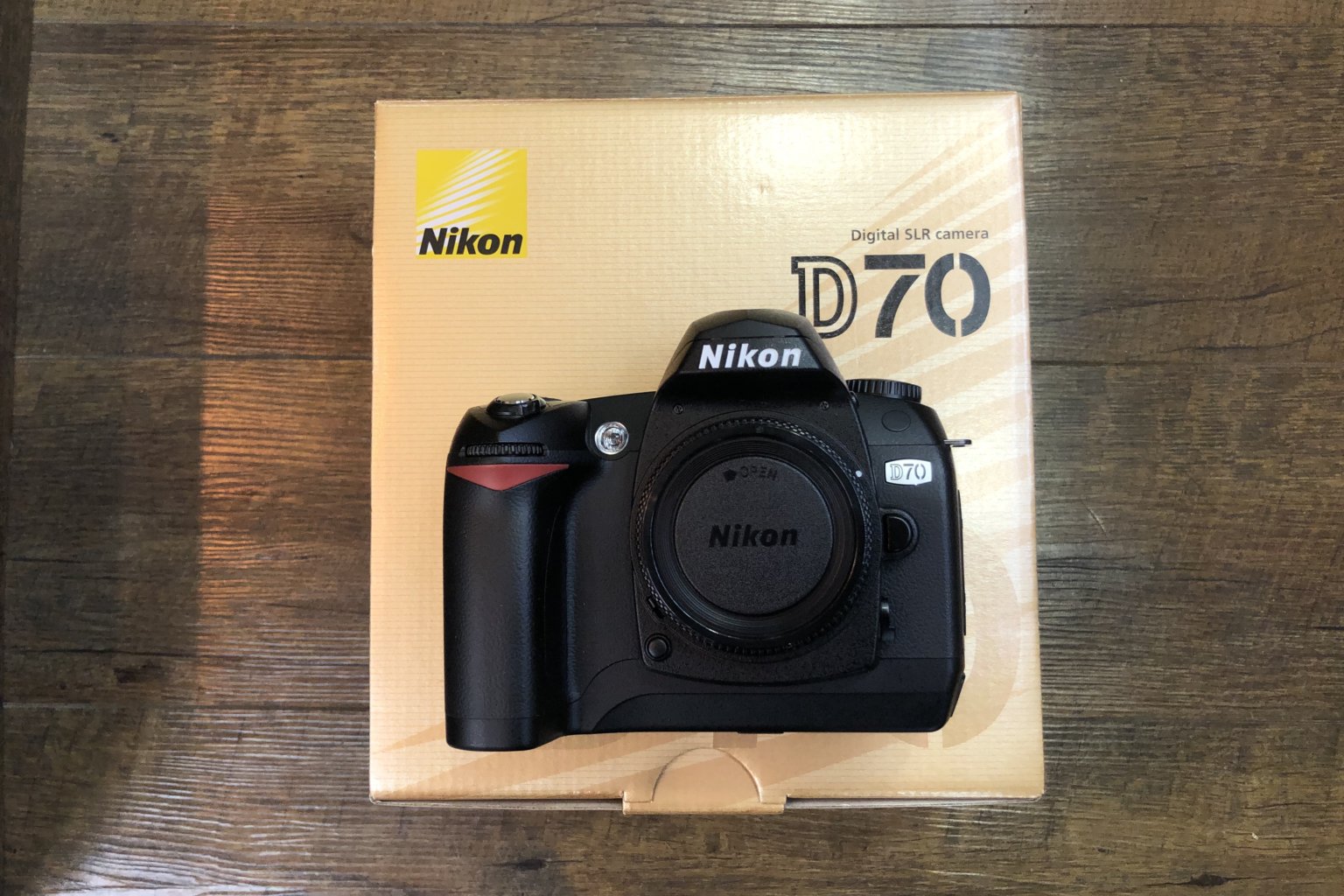 Nikon - ❤️◇Nikon D70 ☆ベストセラー入門機♪ ☆CFカード付の+