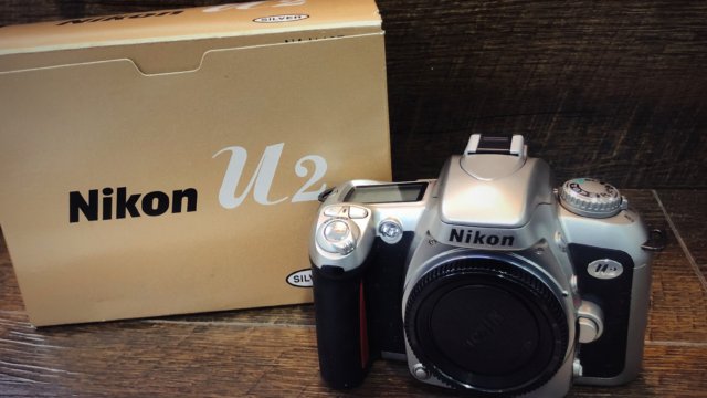 Nikon U2の試し撮り、最終形フィルム機だけあって露出計が正確だな 