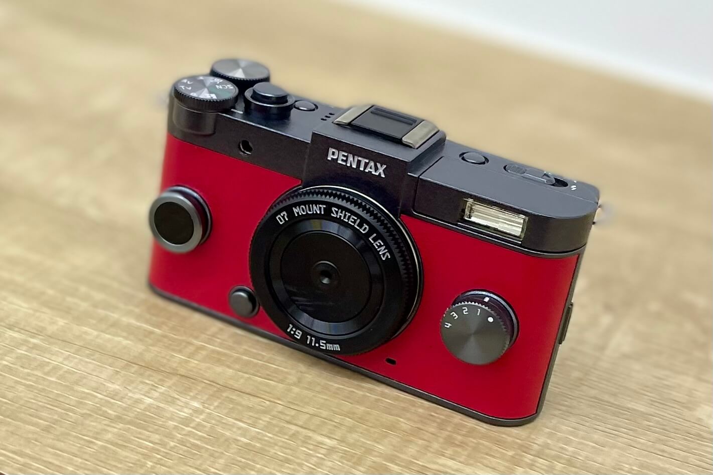 PENTAX Q-S1 RED 赤