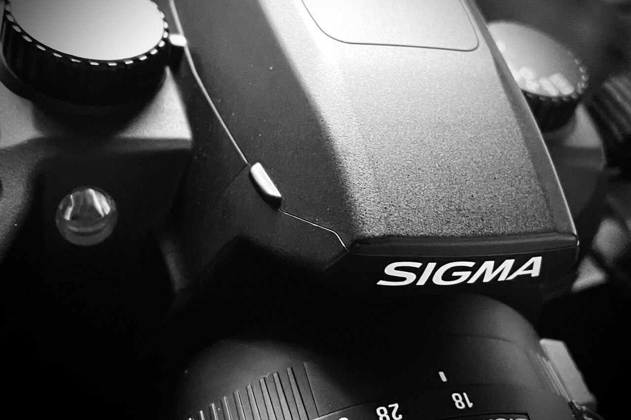 SIGMA SDが年の歳月を経て、僕の元へ。｜記憶カメラ