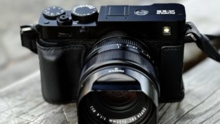 ジワジワと僕の心を掴みつつある、FUJIFILM X-E5。｜記憶カメラ